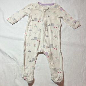 GAP - Cream Baby Footie Sleeper